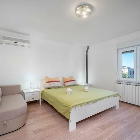 Guest house Pataca Vodice